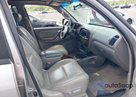 2002 Toyota Sequoia Limited V8 z USA, uszkodzony, nr VIN 5TDBT48A62S107770